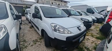 Peugeot partner  3 posti