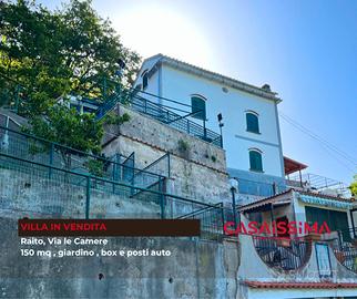 Raito villa con giardino box e posti auto