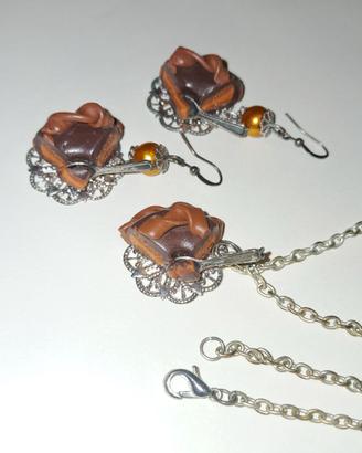 Set collana + orecchini “dolcetto/cioccolatino”