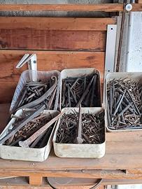 Chiodi artigianali in ferro