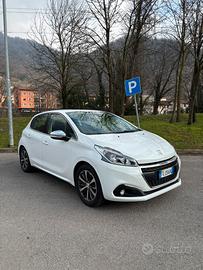 Peugeot 208 5p 1.2 puretech Allure 82cv