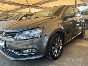 VOLKSWAGEN POLO 2016 1,2 FULL OPTIONAL....