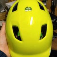 casco bambino Decathlon come nuovao