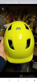 casco bambino Decathlon come nuovao