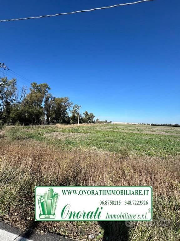 Terreno di 8000 m² a Fiumicino - Vista 3