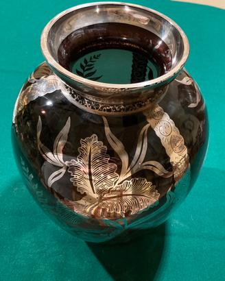 Venezia Vaso in vetro prugna con decori in argento