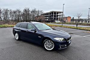 Bmw 530 530d xDrive 258CV Touring Luxury euro 6