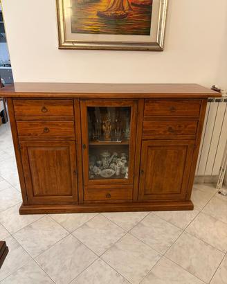 Mobilr da siggiorno,tavolo e sedie legno massello