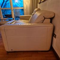 Divani in pelle Natuzzi colore crema/beige