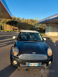 Mini cooper d 3 serie (R56) 2008