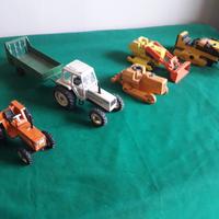 modellini  trattori leggere descrizione 