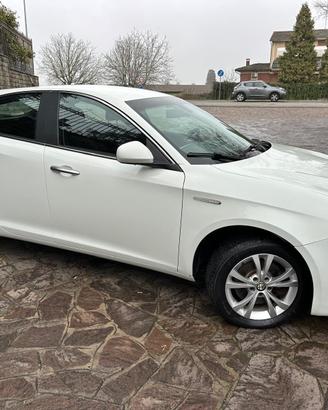 Alfa Romeo Giulietta 2.0 JTDm-2 140 CV Distinctive