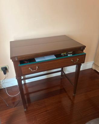 Scrivania/secretaire classica nuova