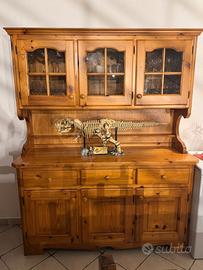 Credenza con vetrina in legno