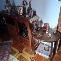 tavolino e armadietto vintage