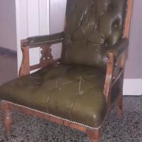 Poltrone vittoriane chesterfield inglesi