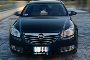 OPEL Insignia - 2011
