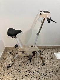 Cyclette con display spento
