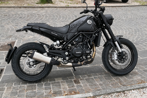 Benelli leoncino 500 trail