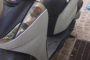 Honda sh 300 x ricambio