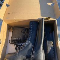 Scarpe dr, Martens