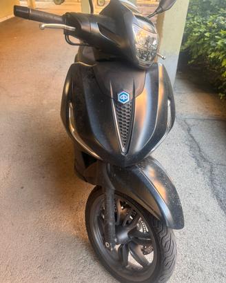 Piaggio beverly 300