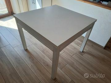 Tavolo cucina allungabile in legno 100x100/200 cm