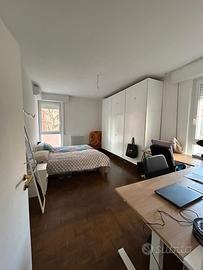 Posto letto in ampia doppia libero da subito