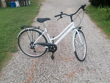 3 bici city bike da 28 acciaio 6 marce vari marchi