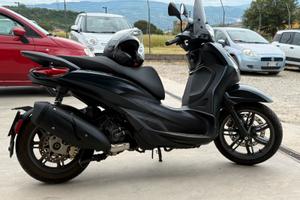 Piaggio Beverly S 300 Hpe