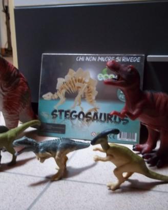 Lotto dinosauri Preistoria. Nuovi.