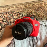 CANON EOS 2000D