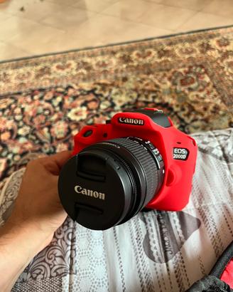 CANON EOS 2000D