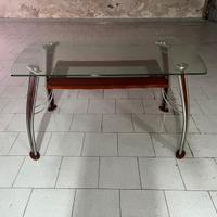 tavolo in cristallo temprato 