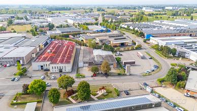 CAPANNONE A CORREGGIO