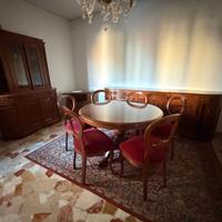 sala da pranzo in noce