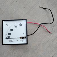 Voltmetro analogico