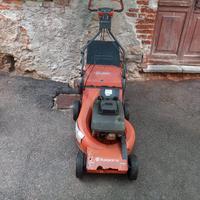Husqvarna taglia erba