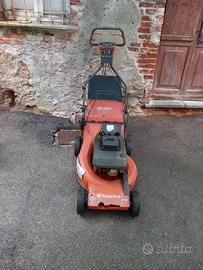 Husqvarna taglia erba