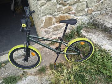 BMX bambino Btwin WIPE 500 20 POLLICI