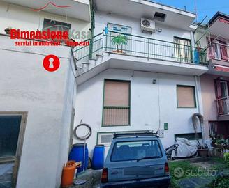 Casa indipendente di 90 m² con 3 locali e posto au