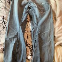 LEVI'S ENGEENERED JEANS - SIZE 32 USA (ITA 46)
