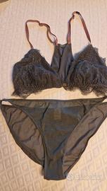 Completino Love Stories