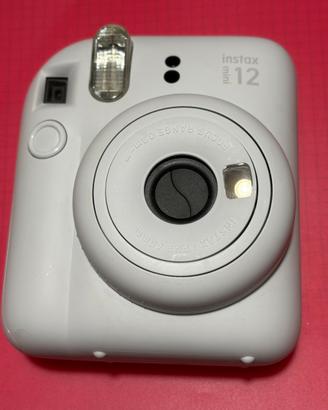 Fotocamera istantanea instax mini 12