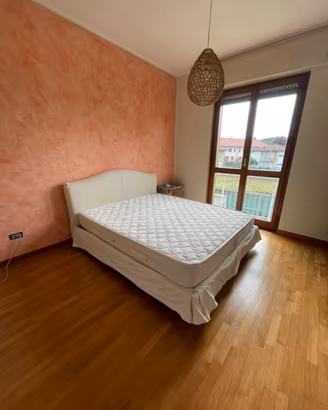 Letto matrimoniale Ikea