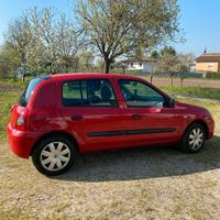 RENAULT Clio - 2007