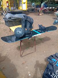 snowboard,stivali casco 