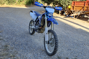 Yamaha wr250f Enduro