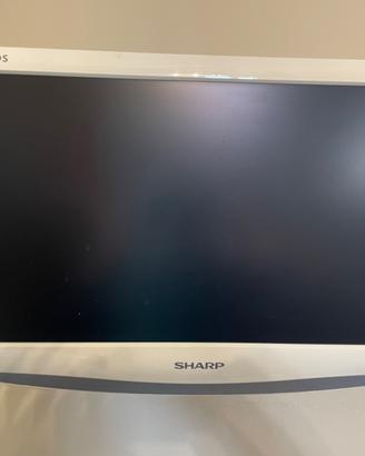 Televisore Sharp Aquos.