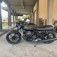 Moto guzzi v7 iii stone 750cc